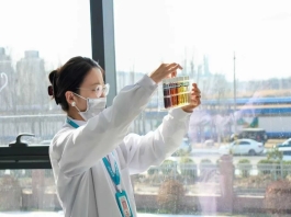 消泡剂厂家揭秘：造纸过程中消泡剂使用常见问题及美玉消泡剂的高效解决方案？